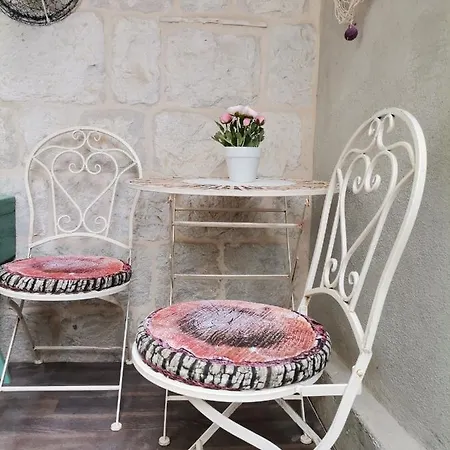 Milla Apartman *